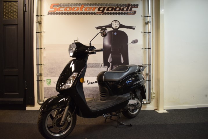 Gebruikte Scooters Kopen | Tweedehands Scooters Regio Tilburg