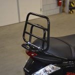 KLAPDRAGER PIAGGIO ZIP GLANS ZWART EU KWALITEIT