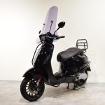 Vespa Sprint Black-on-Black | 2022 | 5500km | Full Option